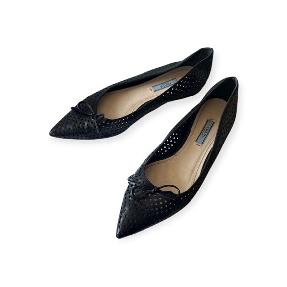 Prada Pointed Toe Flats, Black Perforated Leather, Size 39 EU, dust bag/box - Picture 7 of 15